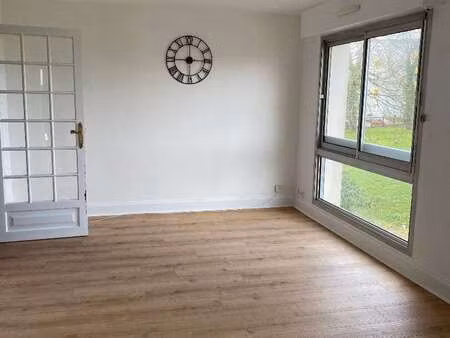 location appartement 2 pièces à quimper (29000) : à louer 2 pièces / 43m² quimper