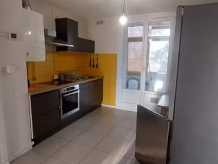 location meublée appartement 4 pièces 55 m² à saint-martin-d'heres (38400)  890 €