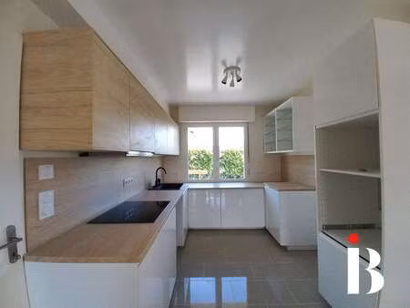 location maison à sautron (44880) : à louer / 85m² sautron
