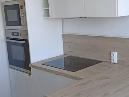 beau t3 equipé hypercentre