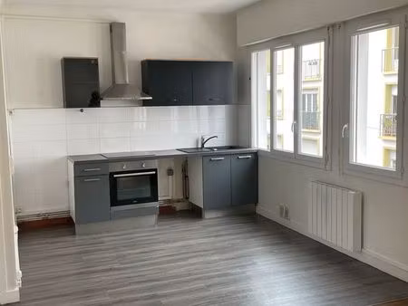 t2 hyper centre lorient