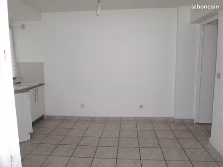 studio villeneuve sur yonne