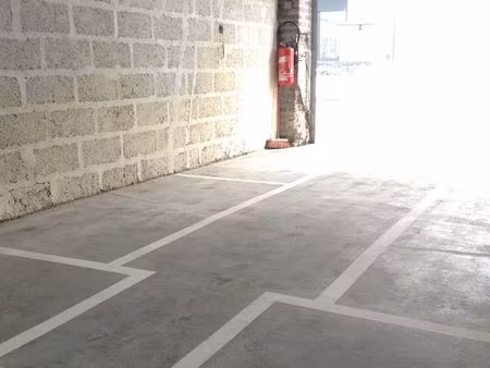 garage moto - centre ville - rue largentier