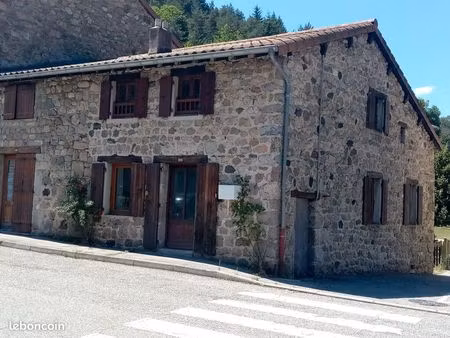 maison de village à mariac proche le cheylard