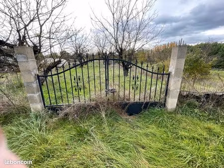 loue terrain agricole à soyons