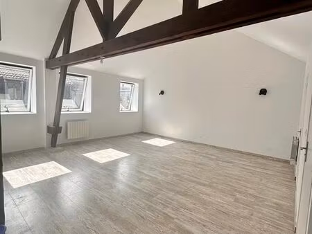 à louer – t3 duplex en plein cœur de lens – 60 55 m²