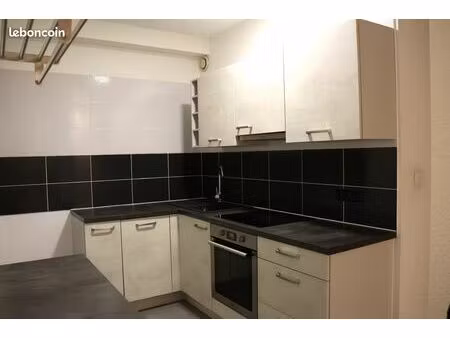 appartement 3 pièces chauffage compris proche centre / chavant