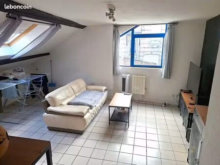 a louer appartement f2 + mezzanine - 64 m2