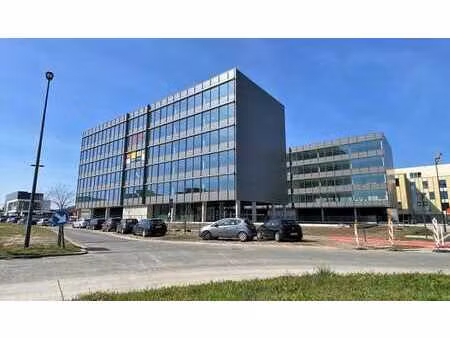 nouveaux bureaux à louer à the loop à gand.