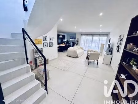 maison de ville à vendre