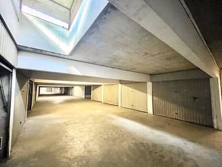 vente garage et parking à caen (14000) : à vendre / 13m² caen