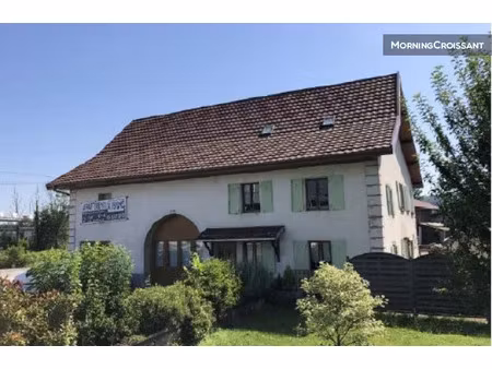 location meublée appartement 4 pièces 115 m² à trévenans (90400)  1 570 €