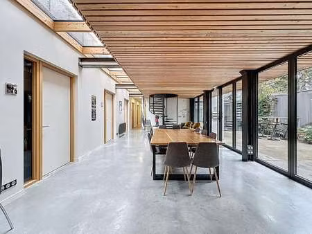 location bureaux et commerces à nantes saint-donatien (44000) : à louer / 322m² nantes sai