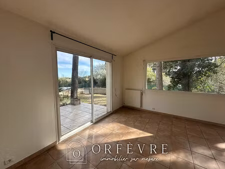 maison avec vaste jardin castelnau le lez