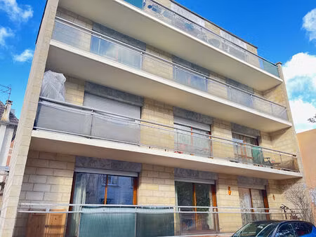 appartement bois colombes 3 /4 pièces en rez de jardin