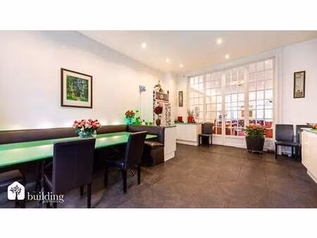 square lamartine - 11 pièces - 437.44 m² et 230 m² d'espaces extérieurs