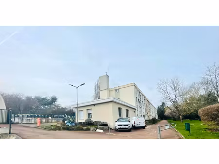 parking / box yerres