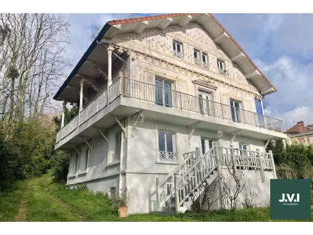 maison montmorency 10 pièce(s) 238 m2