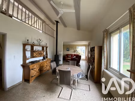 vente maison traditionnelle 9 pièces