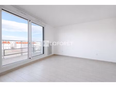studio 32m² avec balcon 8m² et vue dégagée