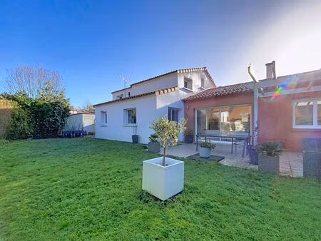 maison cholet 7 pièce(s) 154.61 m2