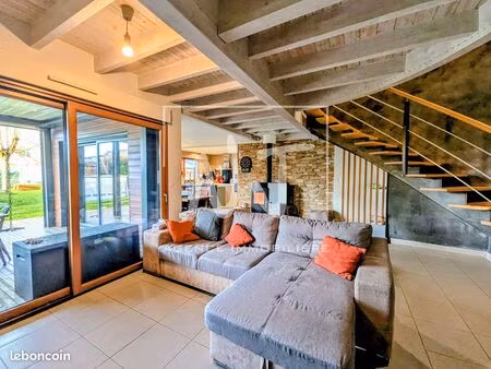 maison 5 pièces 145 m²