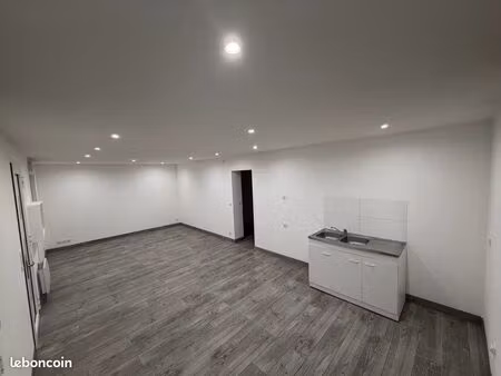 maison 100m2 - 12 min a pied du rer c- proche ecole et commerces