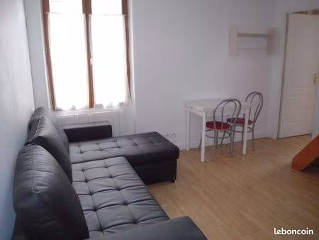 3 pieces a louer rer c val fleury