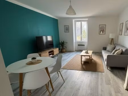 t3 meublé 47m² centre quimper / jean jaurès
