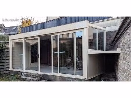 rouen f3 de 70 m² dont véranda neuve et chauffée - jardinet - quartier calme et résidentie