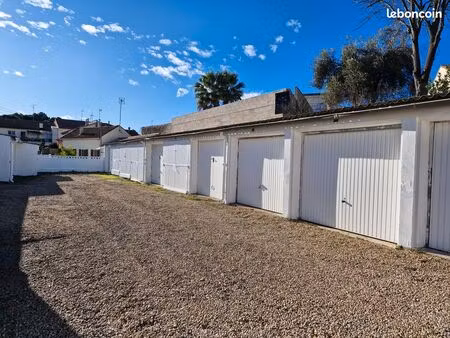 a louer garage / box de stockage