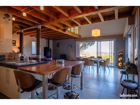 villa meublée 185 m² – vue dominante – dpe c – 1 720 / mois