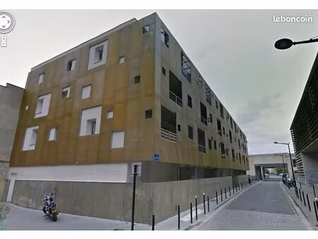 chartrons - appartement t3 avec loggia