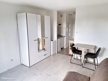 studio 1 pièce 21 m²