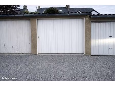 box garage fermé sécurisé à louer – secteur rond-point de paris