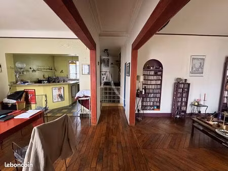 maison 6 pièces 135 m²