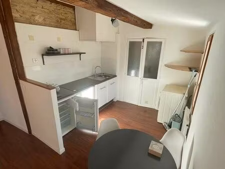 studio 1 pièce 26 m²