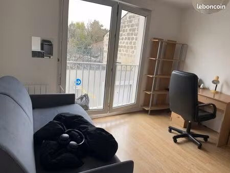 studio meublé barrière saint genès