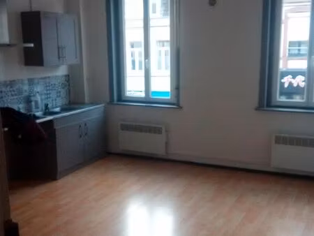 croix métro hyper centre au calme