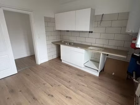 appartement refait à neuf - 80 m² - 3 chambres