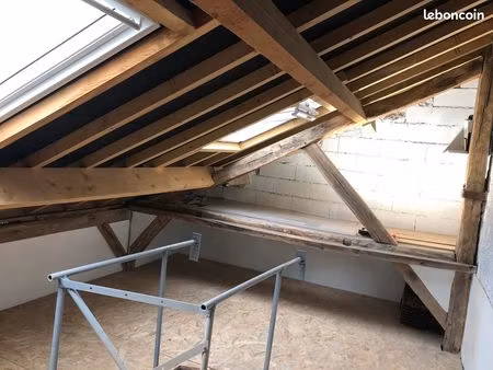 garage / atelier d'artiste