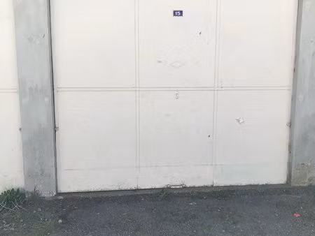 garage à louer