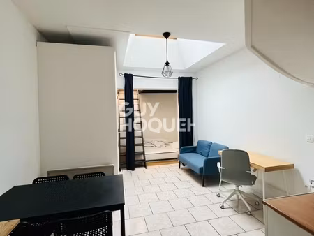 saint maurice - immeuble comprenant 3 appartements avec compteurs individuels