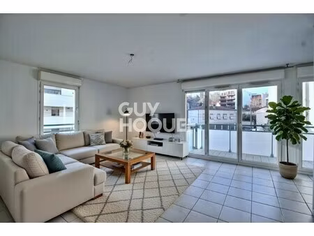 appartement à vendre de 3 pièces de 74 m² avec balcon