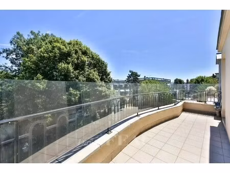 appartement de luxe à louer à saint-cloud : 5 085 €/mois | 217m²