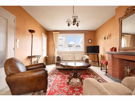 ensemble immobilier composé de deux habitations