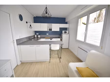 appartement meublé  nantes saint anne  1 chambre  salle d'eau.