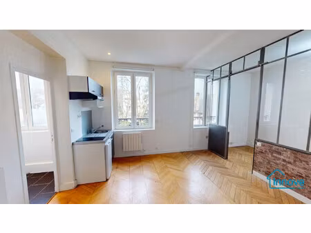 studio lumineux et calme quartier meudon bellevue vendu avec cav