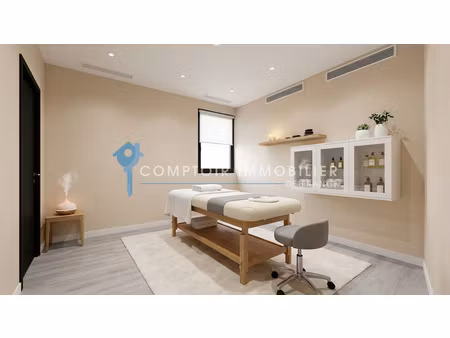 local professionnel 18 m2 visibilité & rentabilité à légu