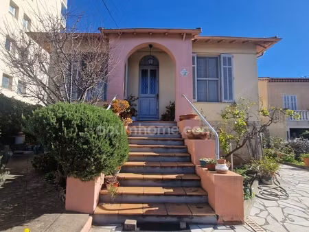 maison de caractère de style méditerranéen